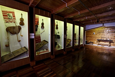 История города и белорусская маляванка. Какие экспонаты хранятся в музеях Заславля