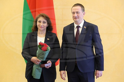 За профессионализм, талант и преданность делу. Турчин вручил госнаграды представителям различных сфер