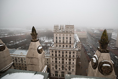 За стрелкой циферблата. Уличные часы - символ города