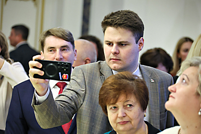 Они называют себя гвардией Президента Беларуси. Рассказываем о новых гостях Дворца Независимости