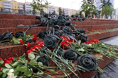 \"Это наша общая боль\". В Минске проходят памятные мероприятия к 26-й годовщине трагедии на Немиге