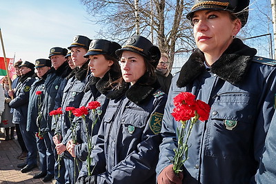 Память нетленна. В Витебске отдали дань уважения жертвам концлагерей