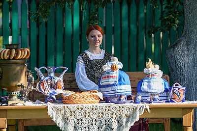 Председатель Сената Олий Мажлиса ознакомилась с экспозицией музея Шагала