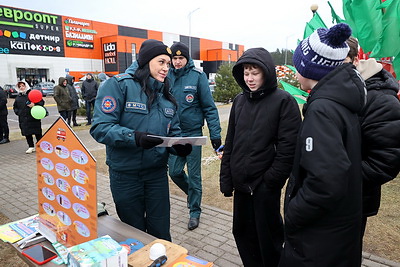 Городской квест и интерактивные площадки: второй день \"Марафона единства\" проходит в Лиде