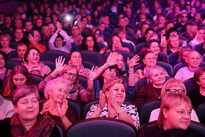 Первый день - для ценителей шансона. В Могилеве стартовал фестиваль \"Золотой шлягер\"