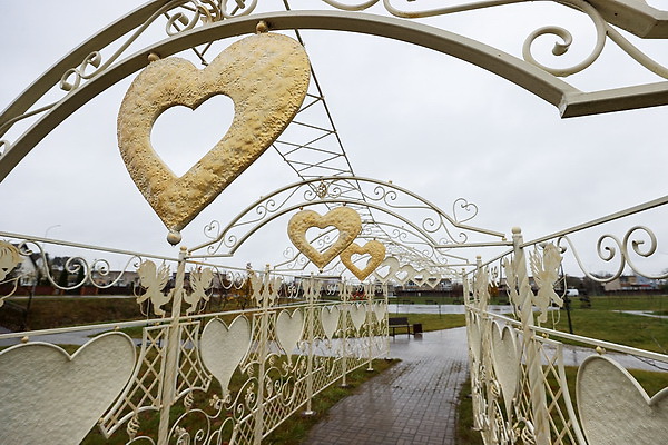 Возродил старинное ремесло. Белорус открыл семейную кузницу