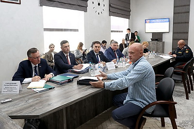 Кочанова провела прием граждан в Жабинковском райисполкоме