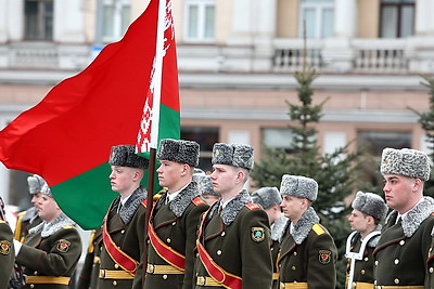 Парламентская делегация Республики Сербской возложила венок к монументу Победы в Минске