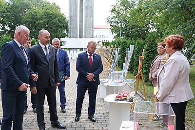 Более 160 тыс. учащихся сядут за парты 1 сентября в Минской области