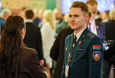 Второе заседание VII ВНС продолжает работу