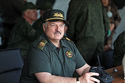 Лукашенко доложили о создании в Беларуси войск беспилотников