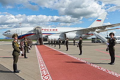 Путин прибыл с рабочим визитом в Беларусь