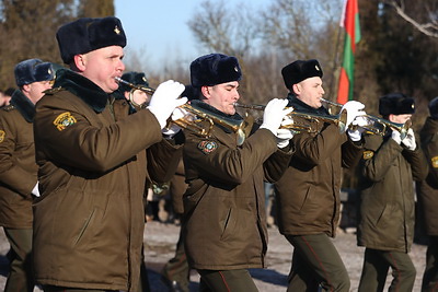 Помня о подвиге. В Гродно почтили память участников ВОВ в преддверии 23 февраля