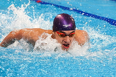 Пловец Пекарский победил на Кубке сильнейших, у белорусов более 50 наград турнира