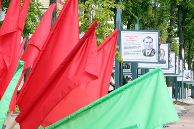 Города Беларуси украсили ко Дню Победы
