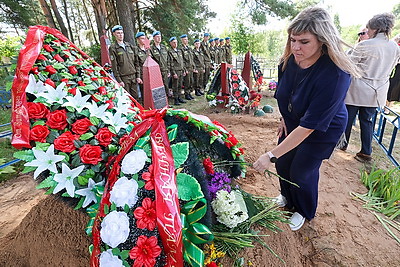 Останки 21 воина Красной армии перезахоронили в Витебском районе