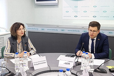 Поддержку молодых специалистов обсудили на круглом столе в БЕЛТА