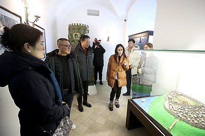 Представители туротрасли Китая знакомятся с достопримечательностями Гродно