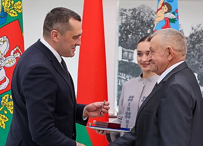 Передовикам аграрной отрасли Витебской области вручили награды за многолетний плодотворный труд