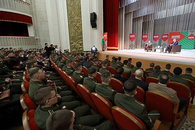 \"Марафон единства\": в Минске состоялась встреча на проекте \"Моя жизнь. Мой путь. Мой Президент\"