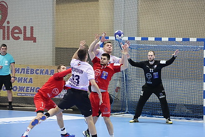 \"Чеховские медведи\" победили гандболистов \"Машеки\" в SEHA-лиге