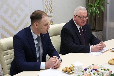 Встречи с международными наблюдателями проходят в ЦИК