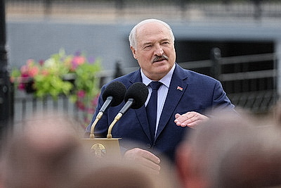 Лукашенко посетил реконструированный комплекс \"Лошицкий\" в Минске