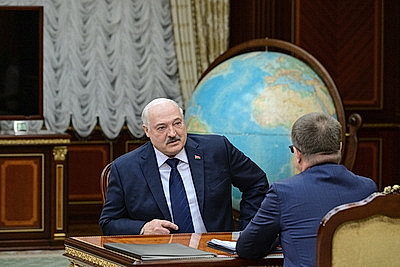Лукашенко: профсоюзы должны быть мощной базой для поддержания стабильности в белорусском обществе