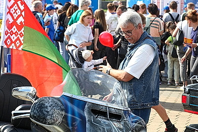 Мотопарад H.O.G. Rally Minsk стартовал от Кургана Славы в праздничный Минск