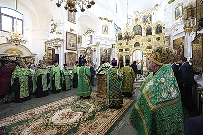 Патриарх Кирилл возглавил богослужение в Свято-Духовом кафедральном соборе Минска