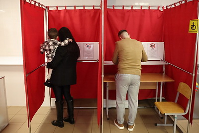 Досрочное голосование на выборах Президента продолжается в Беларуси