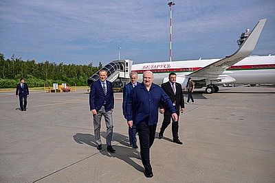 Лукашенко прибыл с рабочим визитом в Россию