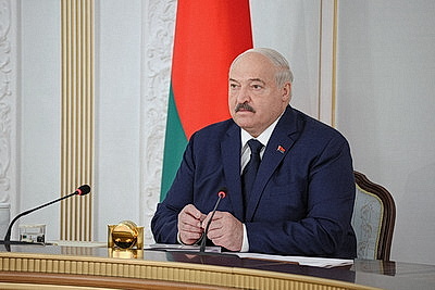 Лукашенко проводит селекторное совещание по уборочной кампании