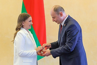 Многодетным жительницам Минской области вручили орден Матери