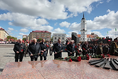 С благодарностью в сердцах. 80-летие Великой Победы отмечают в Могилеве
