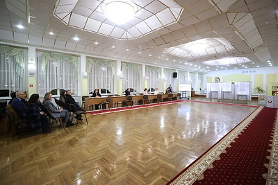 Выборы-2025: в Беларуси открылись участки для голосования на выборах Президента