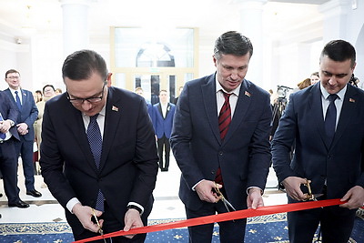 Первый в Беларуси факультет-музей. Открылось модернизированное здание исторического факультета БГУ