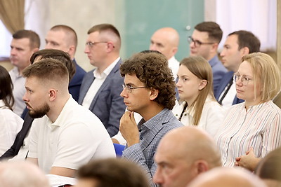 Бизнес-форум с участием предприятий Беларуси и Челябинской области проходит в Минске