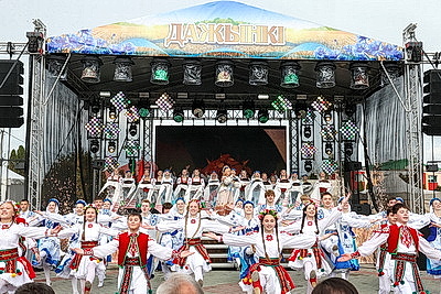 Праздник тружеников села. В Чашниках проходят областные \"Дажынкі\"