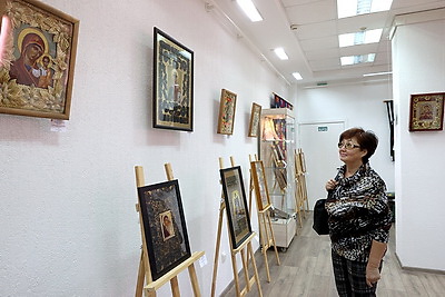 Посвященная украшениям икон областная выставка-конкурс открылась в Витебске