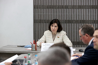 Кочанова провела прием граждан в Жабинковском райисполкоме