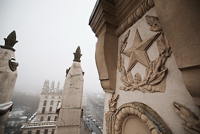 За стрелкой циферблата. Уличные часы - символ города