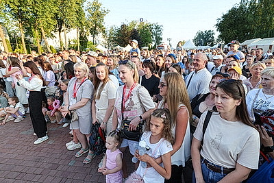 Ярким концертом завершился День молодежи на \"Славянском базаре\" в Витебске