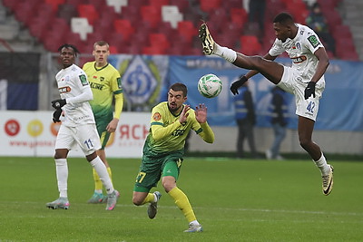 Футболисты минского \"Динамо\" сыграли вничью с чемпионами Беларуси