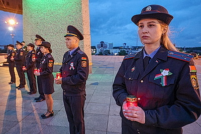 Более 100 милиционеров в Витебске почтили память героев Великой Отечественной войны