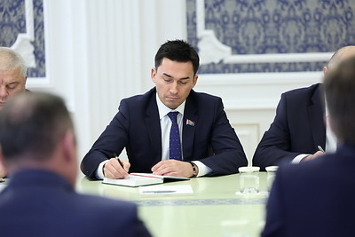 Лукашенко провел встречу с доверенными лицами