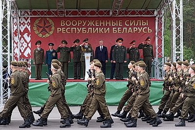 Более 2,5 тыс. новобранцев приняли военную присягу в 72-м ОУЦ
