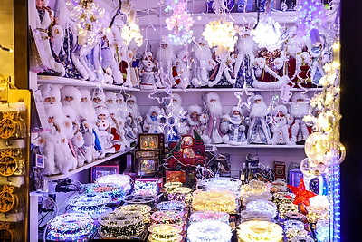 Предновогодние ярмарки работают в Бресте