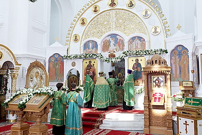 Всенощное бдение в канун памяти преподобной Евфросинии проходит в Полоцке