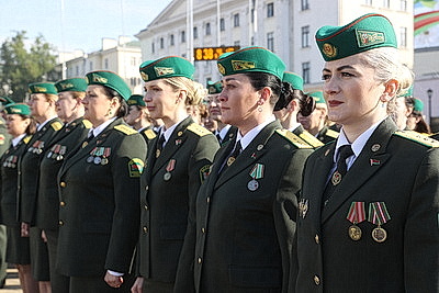 Парад Победы и шествие \"Беларусь помнит\". Брест отмечает 9 Мая